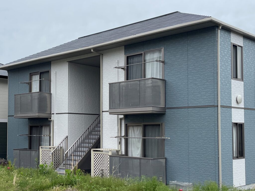 県外オーナー様の賃貸アパート 屋根・外壁塗装